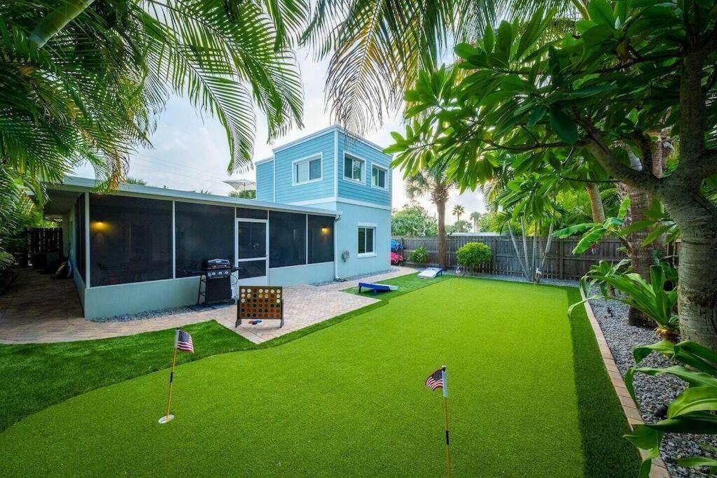 Beach House W/Putting Green/Game Rm/Rooftop Deck شاطئ كوكوا المظهر الخارجي الصورة