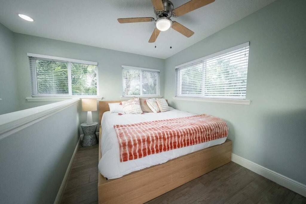 Beach House W/Putting Green/Game Rm/Rooftop Deck شاطئ كوكوا المظهر الخارجي الصورة