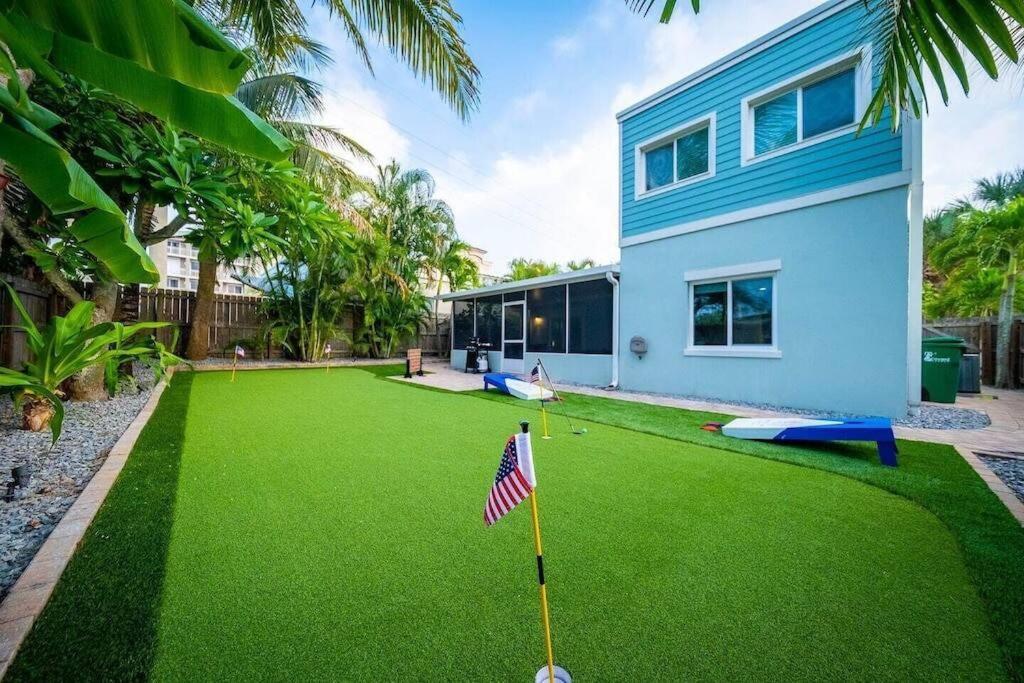 Beach House W/Putting Green/Game Rm/Rooftop Deck شاطئ كوكوا المظهر الخارجي الصورة